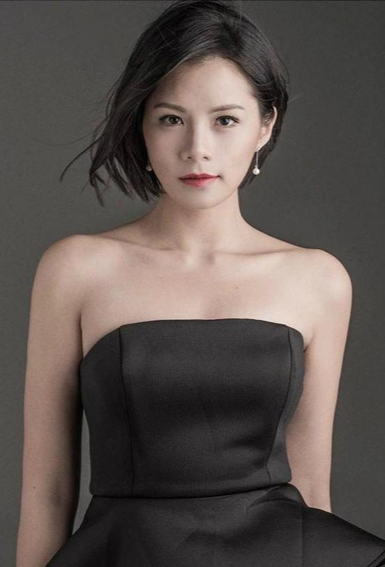 新加坡演员陈丽贞，演艺之路的闪耀之星