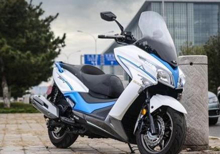 光阳赛艇300最新报价，豪华游艇的新选择亮相市场