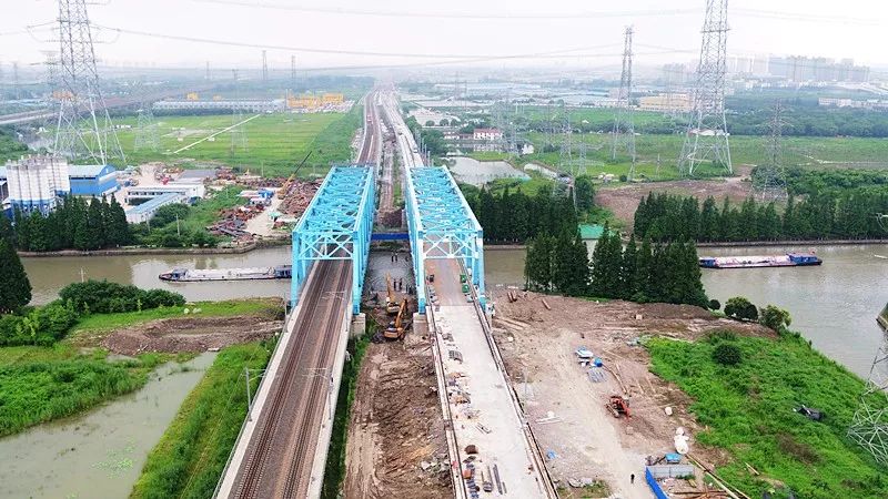 沪通铁路最新动态与小巷中的隐秘珍宝