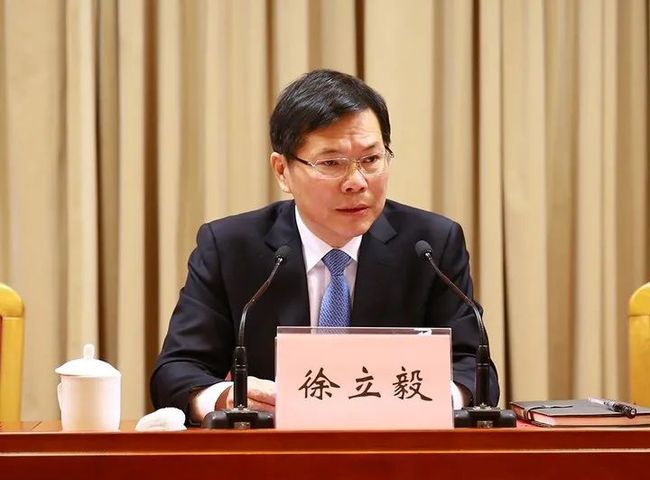 河南省委最新动态及小巷深处的独特风味